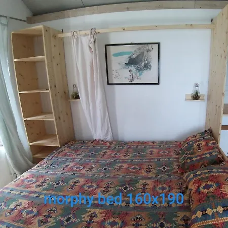 Holiday home Tiny *